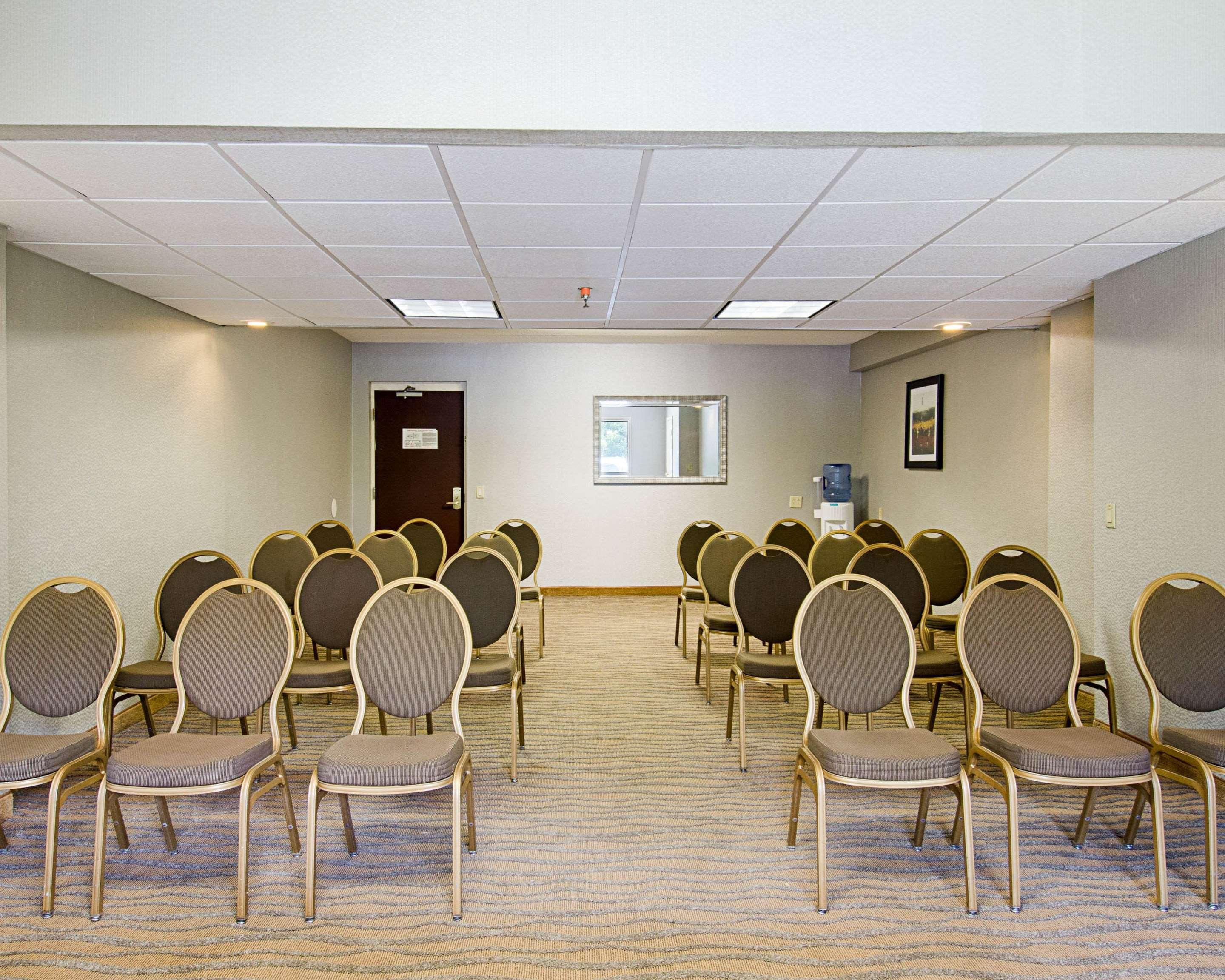 Quality Inn & Suites Worcester Extérieur photo